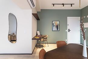 Iconyc House of Charlie