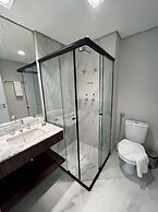 Iconyc House of Charlie