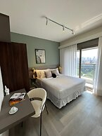 Iconyc House of Charlie