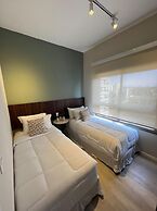 Iconyc House of Charlie