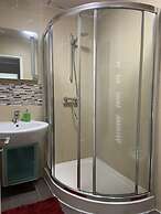 Inviting 2-bed Fully Furnished House-high Wycombe