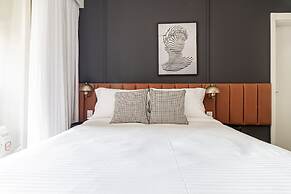 Iconyc Charlie Ibirapuera Hotel