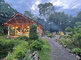 Casa Girasol Hospedaje y Tours