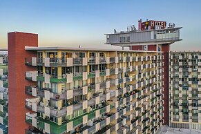 Satellite Grand View