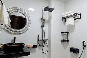 Babeeni Family Hotel