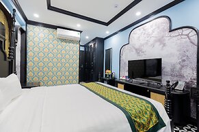 Babeeni Family Hotel