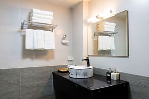 Babeeni Family Hotel