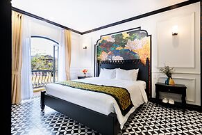 Babeeni Family Hotel