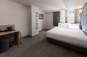 Travelodge Myeongdong Namsan