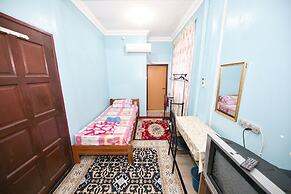 OYO 90915 Ilham Villa