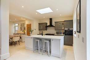 The Redbridge Sanctuary - Spacious 3bdr House With Garden