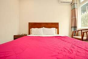 Ha Noi Vang Hotel by Bay Luxury