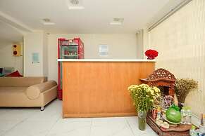 Ha Noi Vang Hotel by Bay Luxury