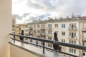 Apartment in Warsaw Center by Renters