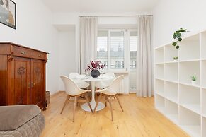 Apartment in Warsaw Center by Renters