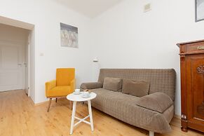 Apartment in Warsaw Center by Renters