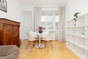 Apartment in Warsaw Center by Renters