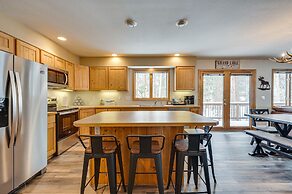 < 1/2 Mi to Marina: Grand Lake Getaway!