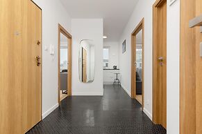 Minimalist Apartment in Łódź by Renters