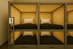 Comfort Hostel Phuket Old Town by MaTong