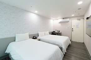 O Fun Hotel