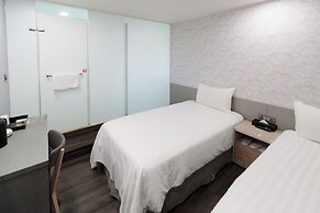 O Fun Hotel