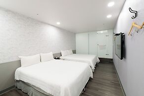 O Fun Hotel