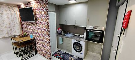 Modern Cozy VerGian Studio in the Beach