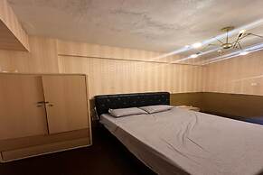 OYO 93492 Mamiya Rooms