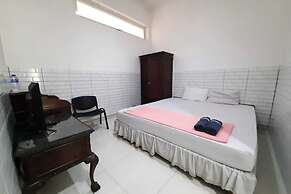 OYO 93499 Pondok Sentosa Near UPH