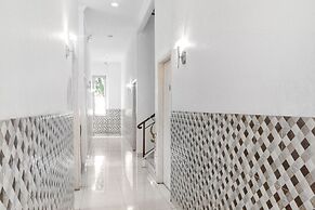 OYO 93499 Pondok Sentosa Near UPH