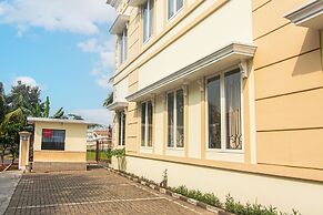 OYO 93499 Pondok Sentosa Near UPH