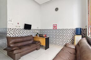 OYO 93499 Pondok Sentosa Near UPH