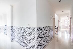 OYO 93499 Pondok Sentosa Near UPH