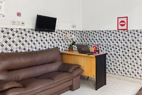 OYO 93499 Pondok Sentosa Near UPH