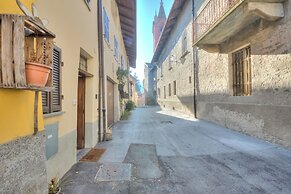 Dogliani Borgo Castello