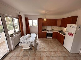 VerGian Brand New Apt at Agioi Theodoroi