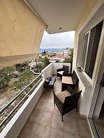 VerGian Brand New Apt at Agioi Theodoroi