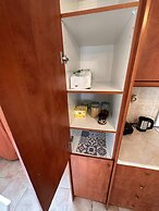 VerGian Brand New Apt at Agioi Theodoroi