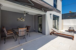 Modern Holiday House Jadranka With Pool