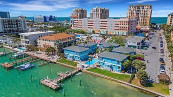 Bayview Beauty Coral Resort #b-5 Waterfront View! 1 Bedroom Condo by R