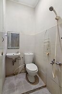 OYO 93500 Rizki Residence TOS Syariah Near PT Bank KB Bukopin Tbk