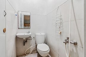 OYO 93500 Rizki Residence TOS Syariah Near PT Bank KB Bukopin Tbk