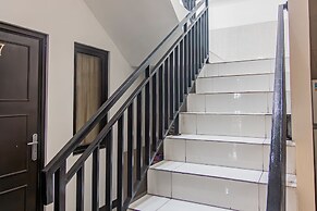 OYO 93500 Rizki Residence TOS Syariah Near PT Bank KB Bukopin Tbk