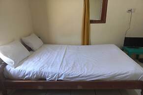 SPOT ON 93542 Suripah Kostel Syariah