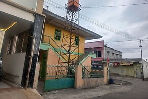 SPOT ON 93539 Juan Guest House