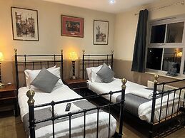 Arden House NEC Birmingham & Airport