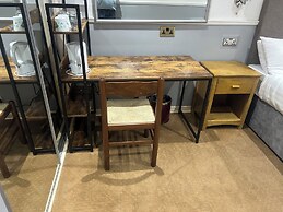 Arden House NEC Birmingham & Airport