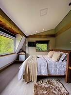 Celeiro Lake Village