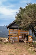 Celeiro Lake Village
